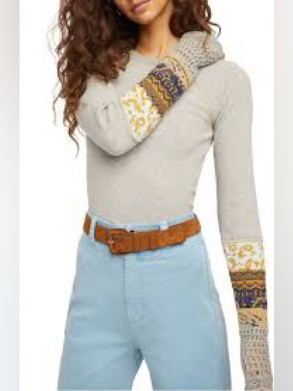 Chelsea & Theodore Gray Knit with Gold Accent